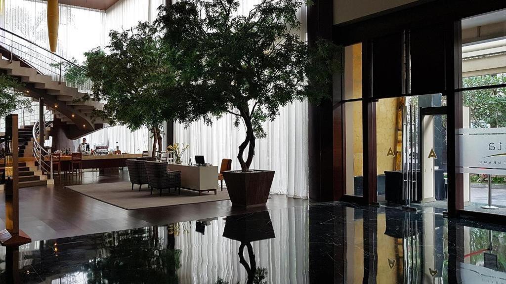 The Arista Hotel Palembang Exterior foto