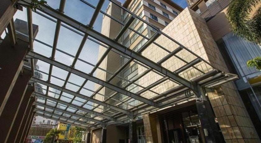 The Arista Hotel Palembang Exterior foto