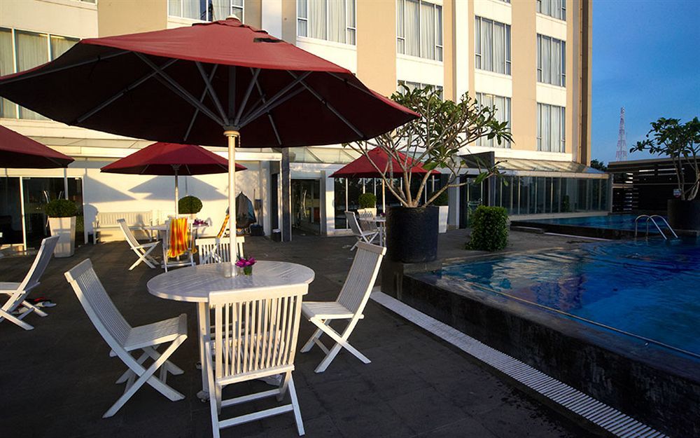 The Arista Hotel Palembang Exterior foto